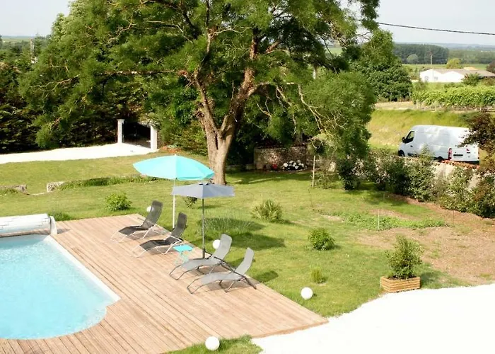 Au Coeur Des Vignes *